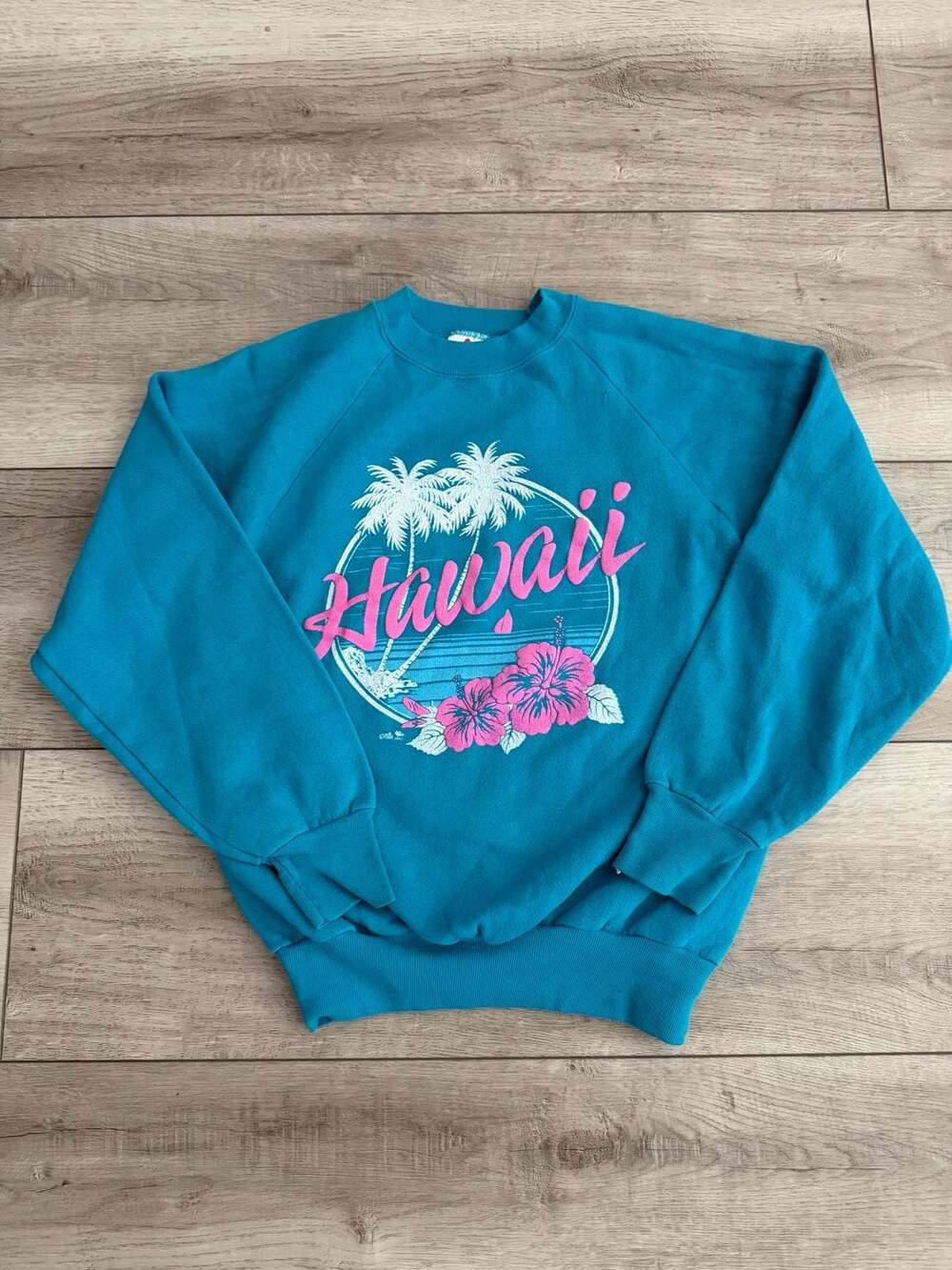True Vintage 80s Miller Hawaii Tropical Palm Tree Hibiscus Teal Crewneck Sweatsh
